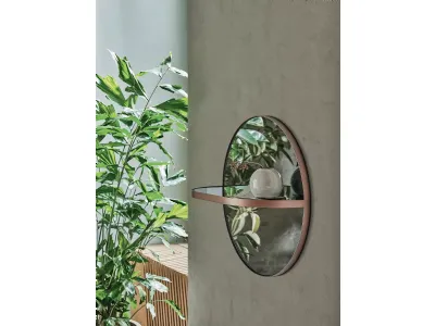 Specchio moderno da parete con struttura in acciaio e mensola in